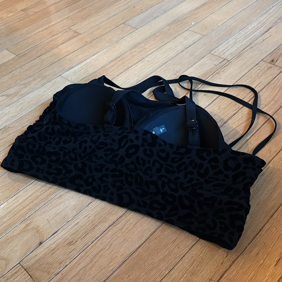 Torrid Black Leopard Print Halter Top (swim?) size 2 (2X) - Picture 7 of 9